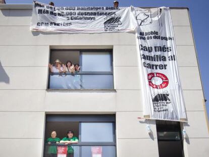 El edificio ocupado en la calle de Sant Vicen&ccedil; de Pa&uuml;l de Sabadell. 