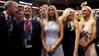 La familia Trump celebra en Cleveland la votación a favor del candidato republicano.