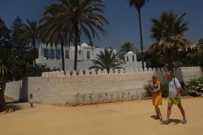 Mansión Las Cañas (Marbella). Pasará a propiedad de Fernando Martínez de Irujo, Marqués de San Vicente del Barco.