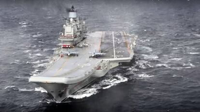 El portaaviones ruso 'Admiral Kuznetsov' regresa este 6 de enero de 2017 a su base después de prestar servicios militares en Siria.
