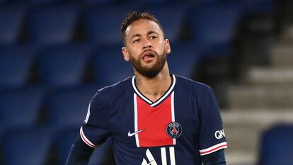 Neymar, el pasado día 2 durante un partido en el estadio del parque de los Príncipes, en París. /