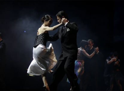 La pareja de japoneses que ganó el Campeonato Mundial de Tango.