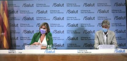 El nuevo secretario de la Agència de Salut Pública, Josep Maria Argimón, y la consellera de Salud, Alba Vergés.