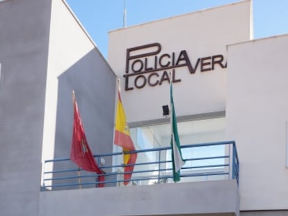 Edificio de la Policía local de Vera, en Almería.