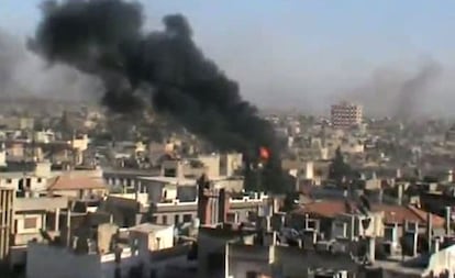 Imagen de un vídeo grabado por activistas en la ciudad de Homs.