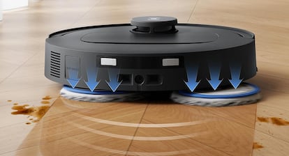 Uso de un robot aspirador que friega el suelo