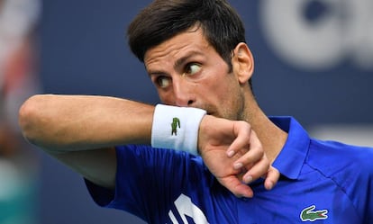 El tenista Novak Djokovic, con prendas de Lacoste.