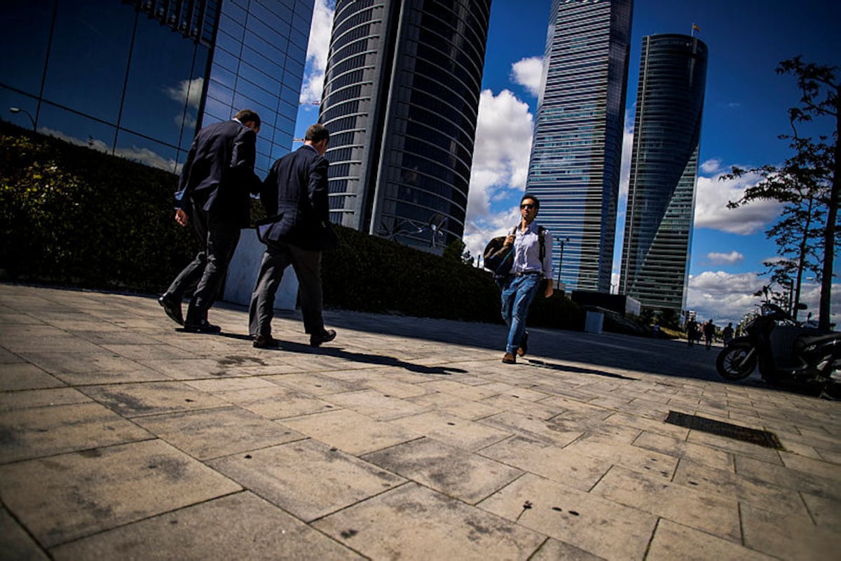 Crecimiento explosivo de servicios profesionales en España