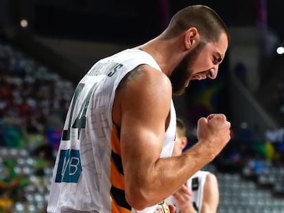 Valanciunas, en el partido frente a Turqu&iacute;a. 