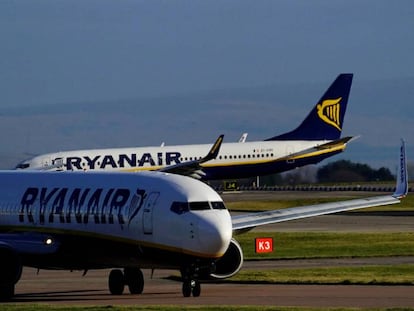 Aviones de Ryanair en el aeropuerto de Manchester.