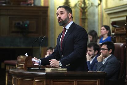 El líder de Vox, Santiago Abascal, durante su intervención en el Congreso este martes.