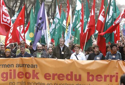 Cabecera de la manifestación que tuvo lugar ayer, en Bilbao.