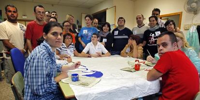 Participantes en el encierro, en el centro de discapacitados de La Torre, en Valencia.