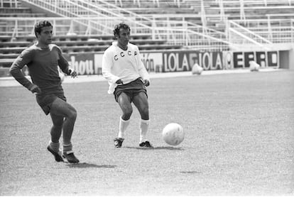 Amancio, en un entrenamiento del Real Madrid en 1976. 