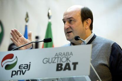 Andoni Ortuzar, durante su participación en el acto celebrado en Laguardia.