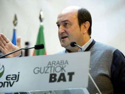 Andoni Ortuzar, durante su participación en el acto celebrado en Laguardia.