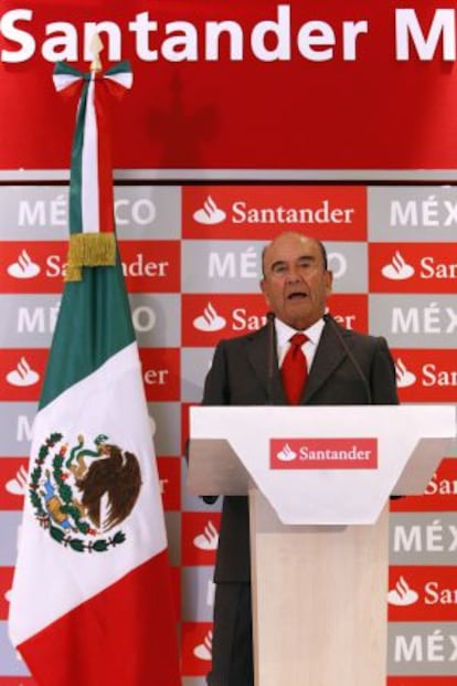 El presidente del Banco Santander, Emilio Botín, en México