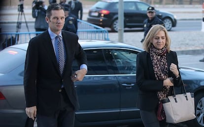La Infanta e Iñaki Urdangarin antes de iniciarse el juicio, a mediados de enero.