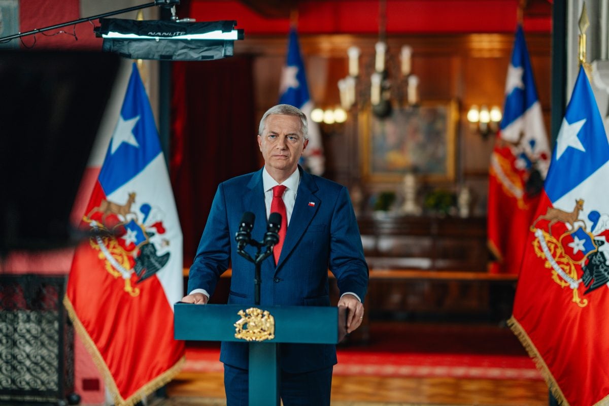 Kast busca contener el gasto público, mientras impulsa una megarreforma que bajará la recaudación fiscal