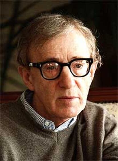 Woody Allen, en una entrevista en Beverly Hills cuando presentó <b></b><i>La maldición del escorpión de jade</i>.
