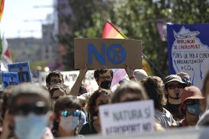 Manifestantes en el centro de Barcelona.