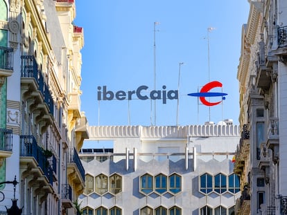 El logo de Ibercaja en Valencia.