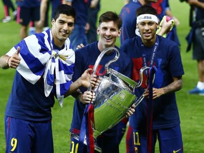 Luis Suárez, Messi y Neymar, con la pasada Champions.