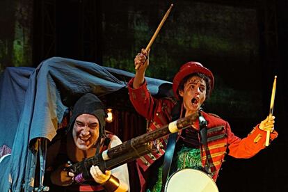 Una escena de la obra teatral 'La Strada', dirigida por Mario Gas.