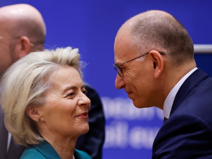 Enrico Letta junto a Ursula von der Leyen el pasado jueves en Bruselas.