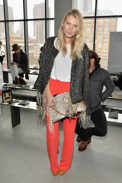 Una semana más elegimos a Dree Hemingway como una de nuestras preferidas. A base de básicos, la it girl sabe cómo crear un look ganador.