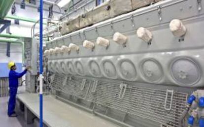 La central nuclear de Santa María de Garoña funcionó al 100 % de potencia durante el mes de julio, salvo el día 8, cuando se produjo una bajada de carga hasta el 65 % durante unas horas para la realización del ajuste de las barras de control. EFE/Archivo