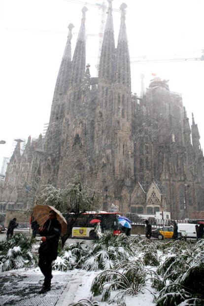 Así se veía la gran creación de Gaudí esta tarde.