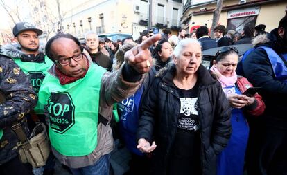 Concentración contra un desahucio en Madrid en febrero.