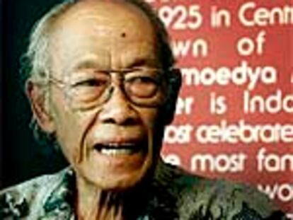 Pramoedya Ananta Toer (Java, Indonesia, 1925).