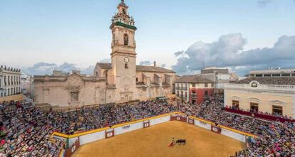 La plaza de Algemesí, acotada para los festejos taurinos. / Ayuntamiento de Algemesí