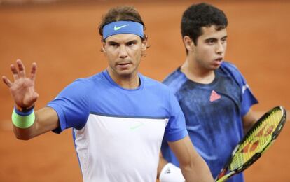 Nadal i Munar, durant els dobles a Hamburg.