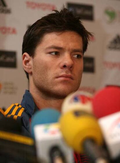 Xabi Alonso, ayer en la rueda de prensa.