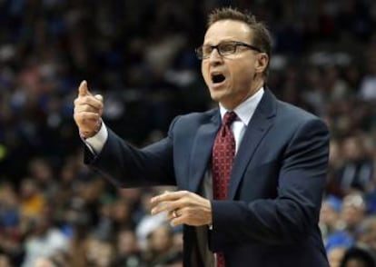 Scott Brooks.