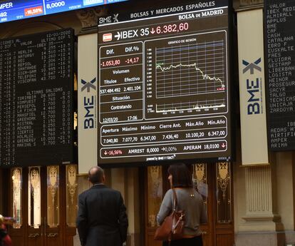 Panel de cotizaciones de la Bolsa de Madrid.