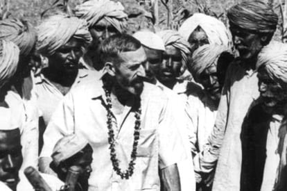 Vicente Ferrer, durante el inicio de sus trabajos en India.