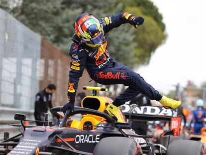 El piloto mexicano de Red Bull, Checo Pérez, durante el Gran Premio de Emilia Romagna.