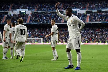 Vinicius celebra el primer gol del Madrid al Valladolid.