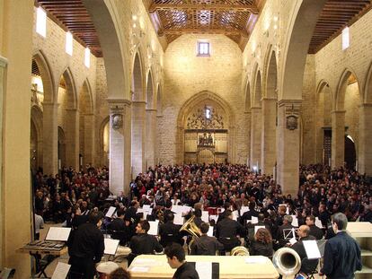 Una vista del interior de la iglesia de Santa María de los Reales Alcázares de Úbeda.