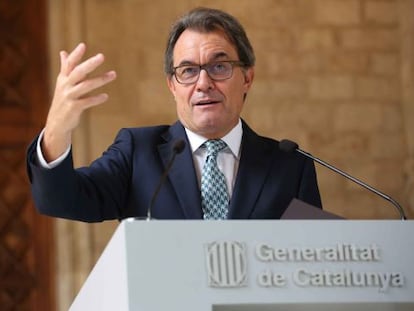 Artur Mas comparece ante los periodistas en el Palau de la Generalitat para explicar su última decisión sobre la consulta.