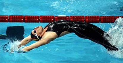 Nina Jivanevskaia sale en la semifinal para batir el récord de España y entrar en la final de hoy con el segundo mejor tiempo.