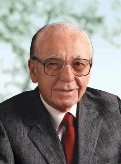 Ernest Gallo.