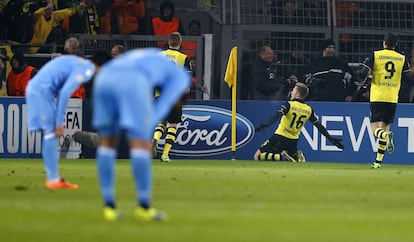 Blaszczykowski celebra uno de los goles del partido.