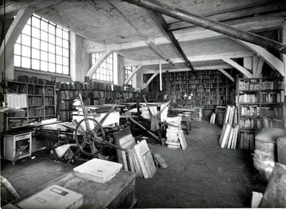 Atelier Mourlot. París, año 1950. Fotografia. Cortesia de la Galeria Mourlot, Nueva York.