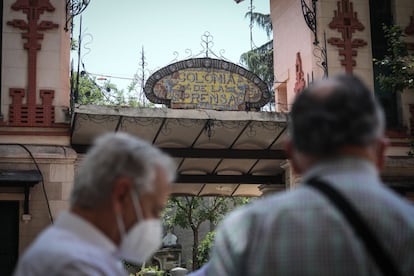 La Colonia de la Prensa debe su fundación a un grupo de profesionales del periodismo y de las letras denominado Los cincuenta.