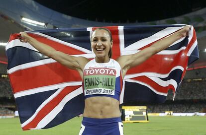 Jessica Ennis-Hill celebra su victoria em el heptathlon